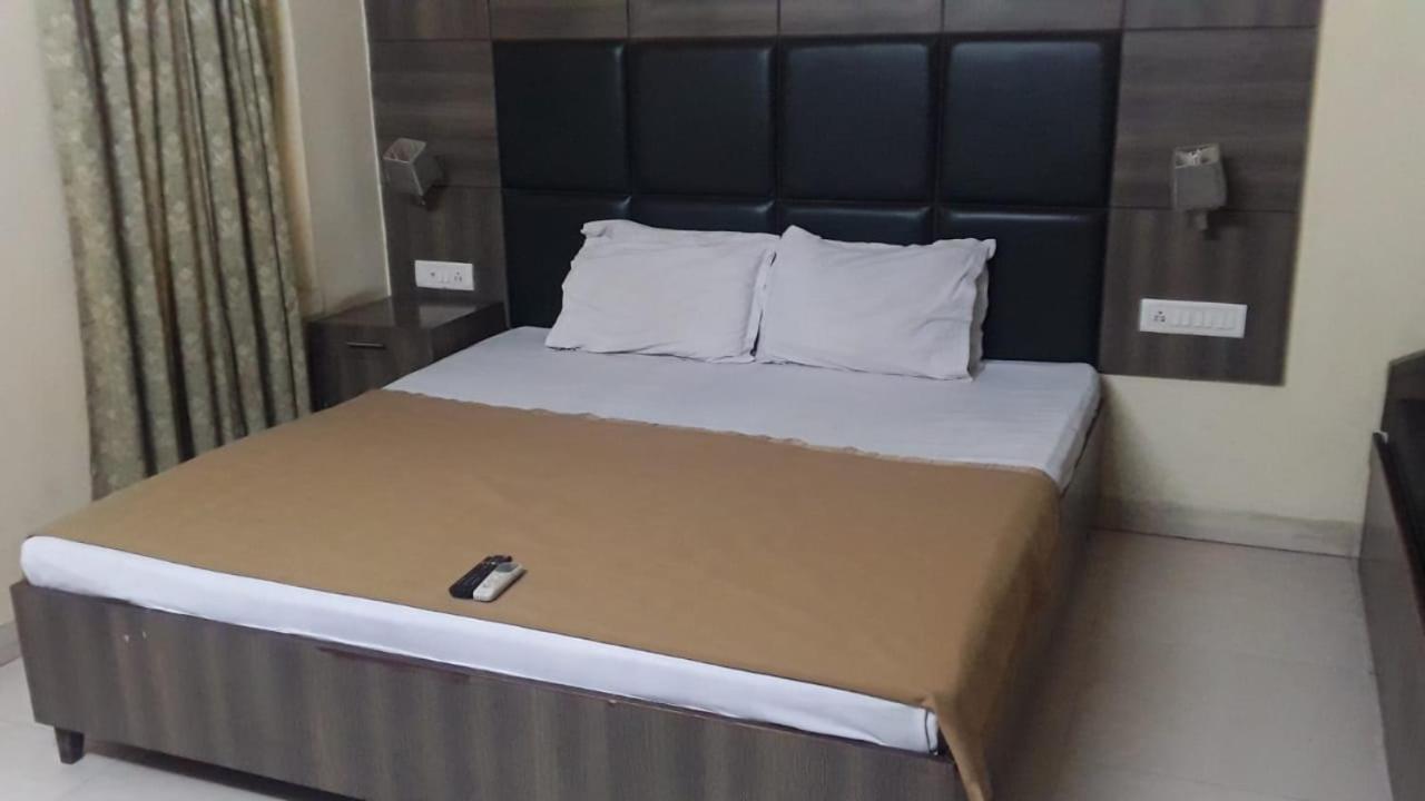 Hotel Shelter Tarapith Luaran gambar